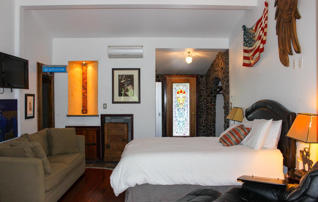 Hôtel New Park Retreat à Ithaca Extérieur photo